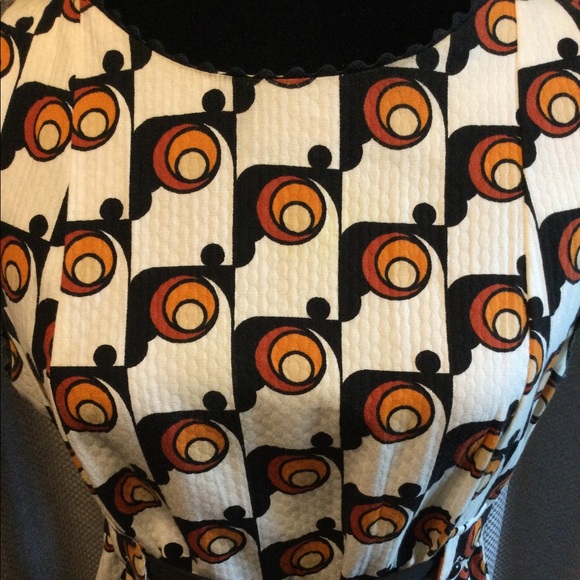 Mod Retro Style Mini Dress - Picture 7 of 16